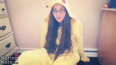 Hi, sluts! Reporting in!!