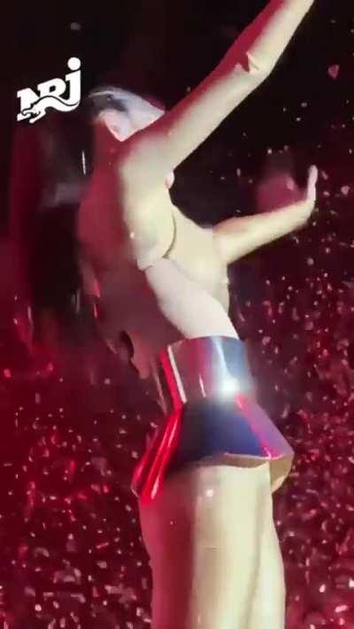 Lisa camel (enhanced + longer version) look closely at the target 👀 