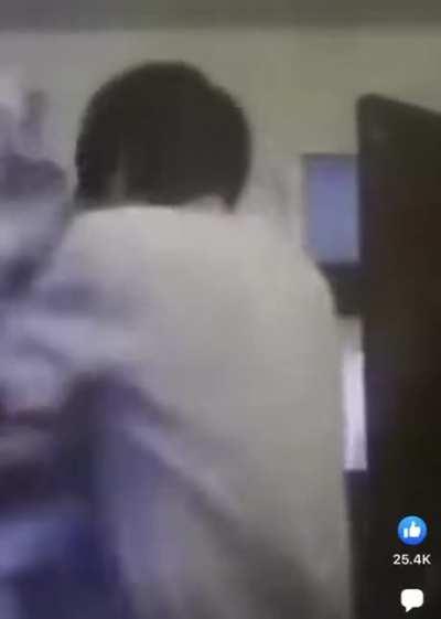 AHHHHHHHH -> 👍😐