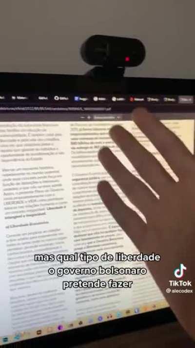 Acho que todo mundo deveria ver as propostas dos candidatos