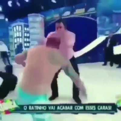 Quando o Ratinho fica nervoso