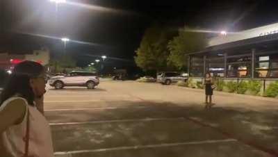 Racist Karen screams at Indian women in Plano, Texas