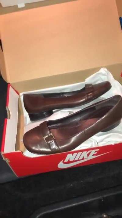 encontro de aficionados por sneakers