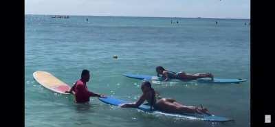 Brooke booty jiggling 😋💦