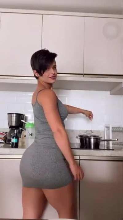 yannefitness - gorgeous face, gorgeous body