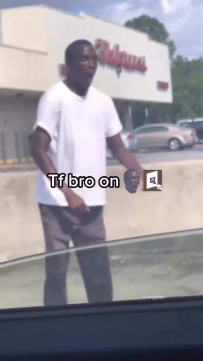 bro thinks he's a cod server