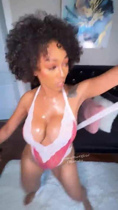 CarmineRose (@carmineroseofficial)