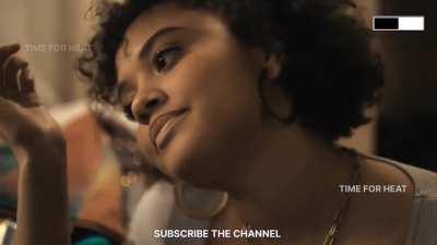 Dakota Johnson & Kiersey Clemons in ‘Am I OK?