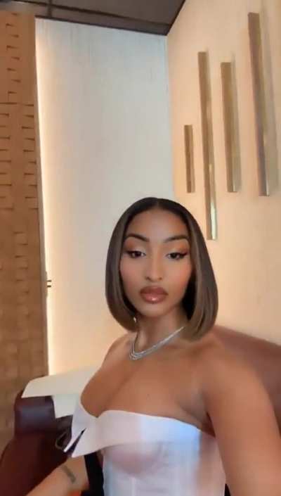 Shenseea 🤍 | Snapchat 11.19.25