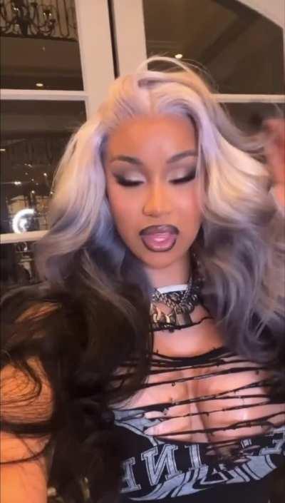 Cardi B Nipslip