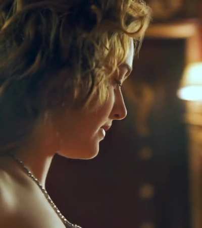 Kate Winslet in 'Titanic'