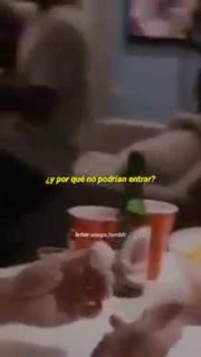 Beelce=Ted y Salva=John hablando totalmente sobrios a las 2 am