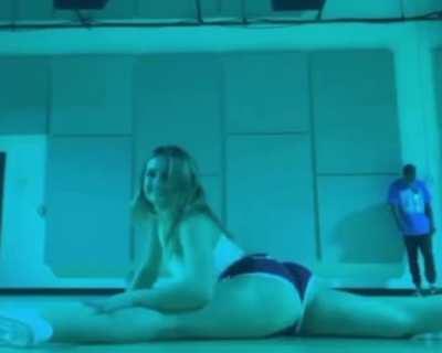 addison rae split slow mo