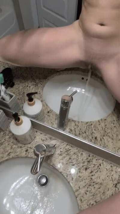 can I wash your hands 😜