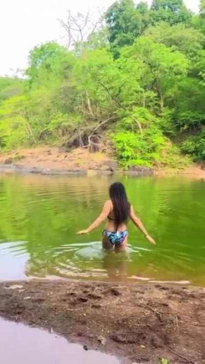 Nidhi Bhanusali in HD