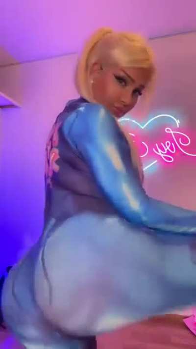 Ivy's Samus cosplay 🥵🫠🔥