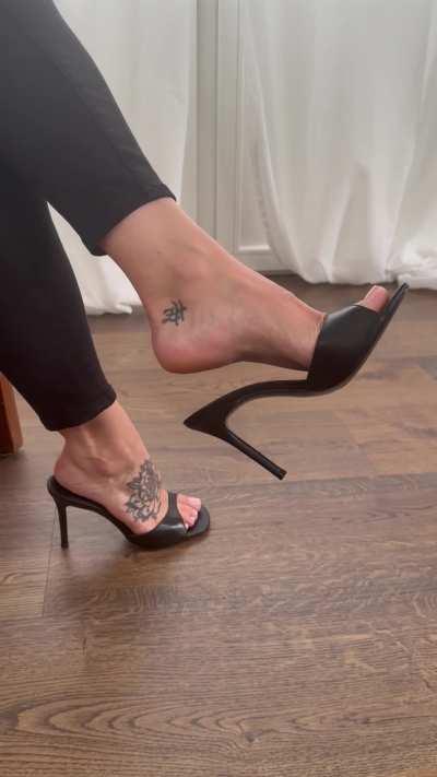 My feet never looked better! Check out my sexy new pedicure and high heels on my Onlyfans - they're waiting for you.