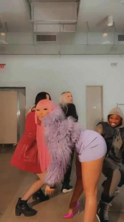 Nicki Minaj Twerk 🍑🔥🔥