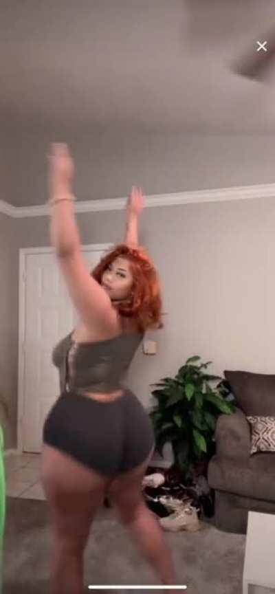 Thicc on Tiktok Live🍑🍑