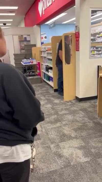 “Fuck your mother, free speech, America”