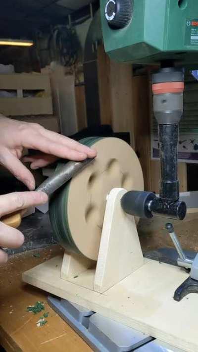 I have listened to you Reddit and changed the design of my homemade honing wheel.