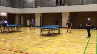 Kenji Matsudaira (kenji40689) re-gaining the initiative from lobbing