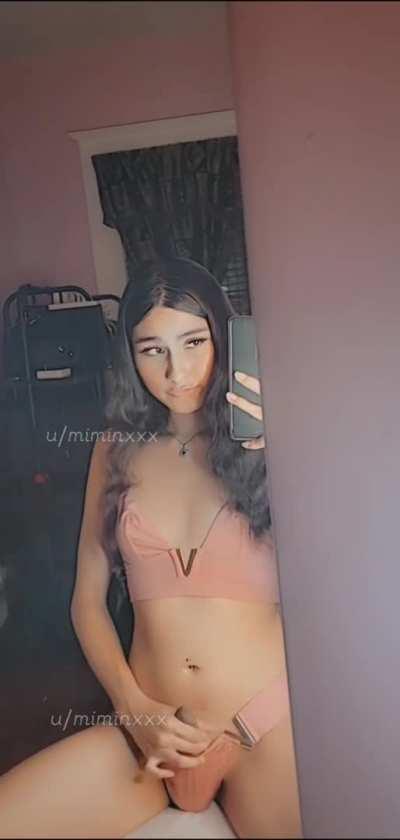 Do you like seeing me play with my girldick ? ♡