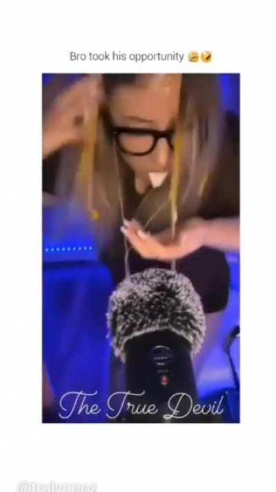 To do the emoji challenge with her son