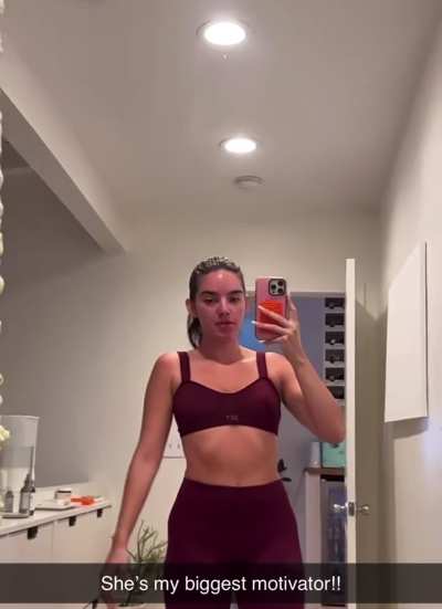 Natalie gym wear 🥵🤎