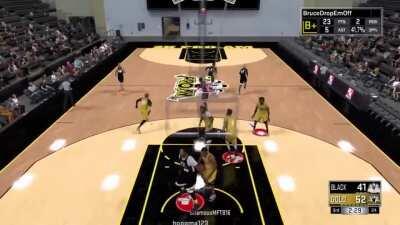 Bruce is so sweeeeet😌🥺