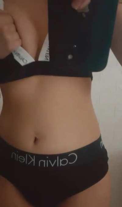 happy sluturday y’all 💖