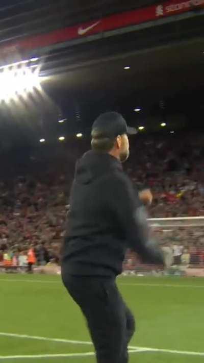 Klopp's fist bump after Newcastle. I think he needed that more than the Kop itself. have at it Boss 👊👊👊 #Ynwa