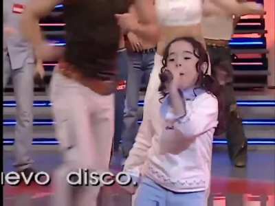 Christell - Mini zoo (La cucaracha,Los 10 perritos,Un elefante se balanceaba)