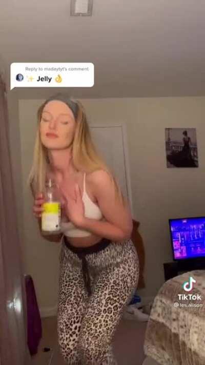 Leopard Flares Jiggle😍🤤🍑