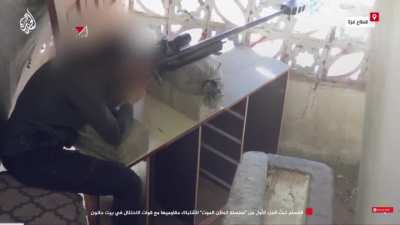 Footage of Al Qassam sniping the hand of an IDF soldier