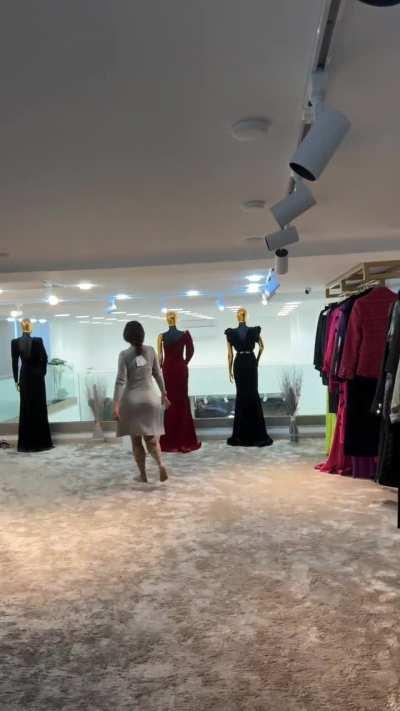 I love to see her leave 