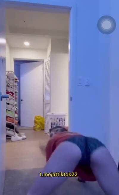 arianna flowers of leak. dm me for tele $5