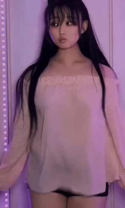 [M4F] please play as my cute streamer friend who needs help making content.