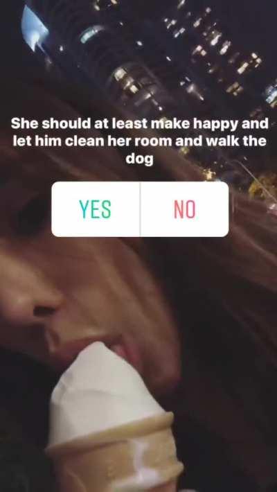 Cum teasing - she knows exactly what she's doing