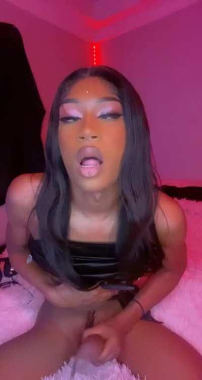 Going cross eyed this nut felt good dm for full video ! 💞