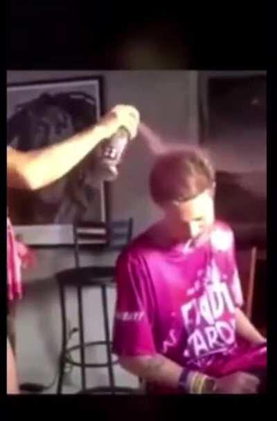 My hairdresser is Sam, he is FANTASTIC