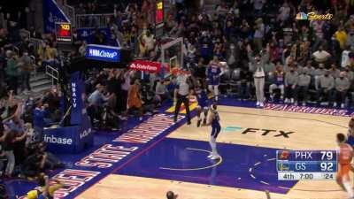 [Highlight] Gary Payton II gets the steal and soars for the two handed jam with some extra hangtime!