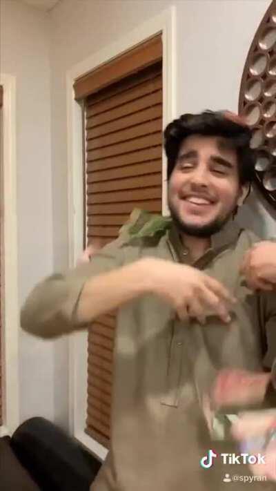 Types of People on Eid