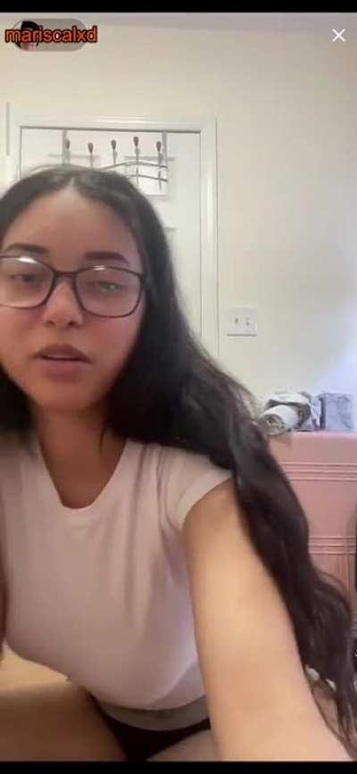 360 N°2 on LIVE. She has this uuhh 