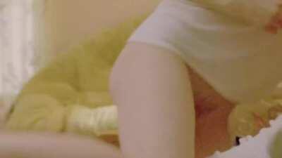 Alexandra Daddario's pussy (brightened, zoomed and slowed down)