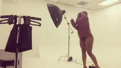 PHAT ASS MIZZ TWERKSUM OLD