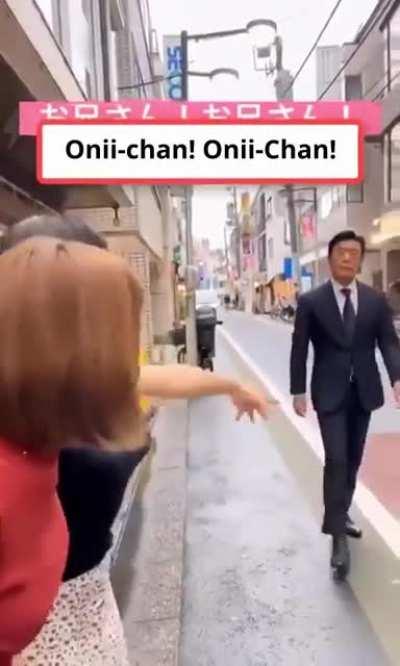 Alex Jones Scrolling 'The Hub'