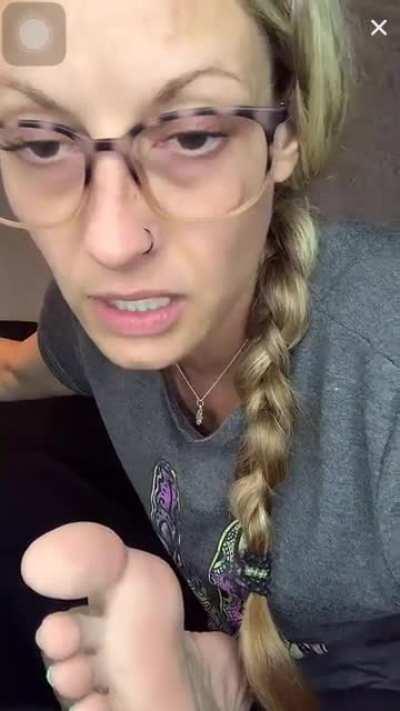 @mamaharshman2.0 / @herlilpiggies was live from Sole 🦶🏻 Saturday!! Part 2