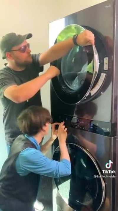 Sana makita ni kuya kris btw nakuha ko lng sa tiktok so ccto