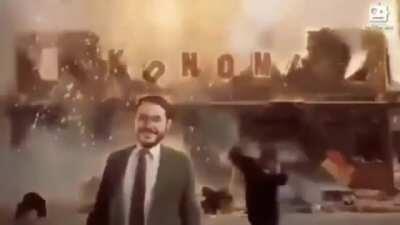 -Merkez Bankası Başkan Yardımcısı olmak için tecrübe şartı kaldırıldı. -Kamu bankası yönetim kuruluna güreşçi atandı -Damattan bakan yapıldı -Dolar 8 liraya, Euro 9 liraya, Çeyrek 1000 liraya koşuyor ... Ama heyecana gerek yok! Sakin Olun Ekonominin Durum